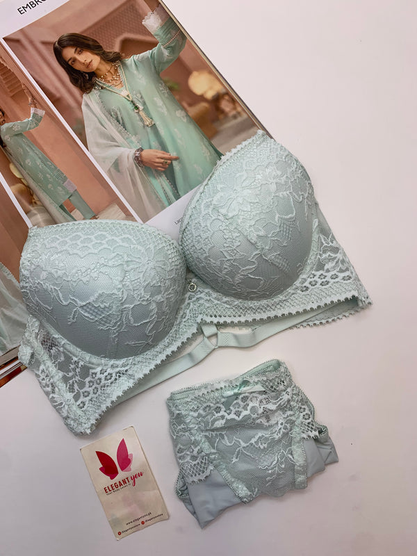 Bridal Lace Pattern Padded Pushup Wire Bra & Matching Underwear